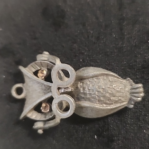 Cathedral Pewter Jewelry - Vintage Cathedral Pewter Owl Pendant With Glasses Signed Small Owl Charm